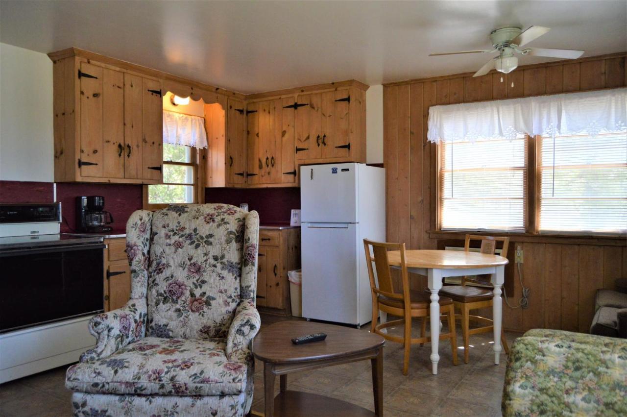Baileys Sunset Cottages Бейлис-Харбор Экстерьер фото